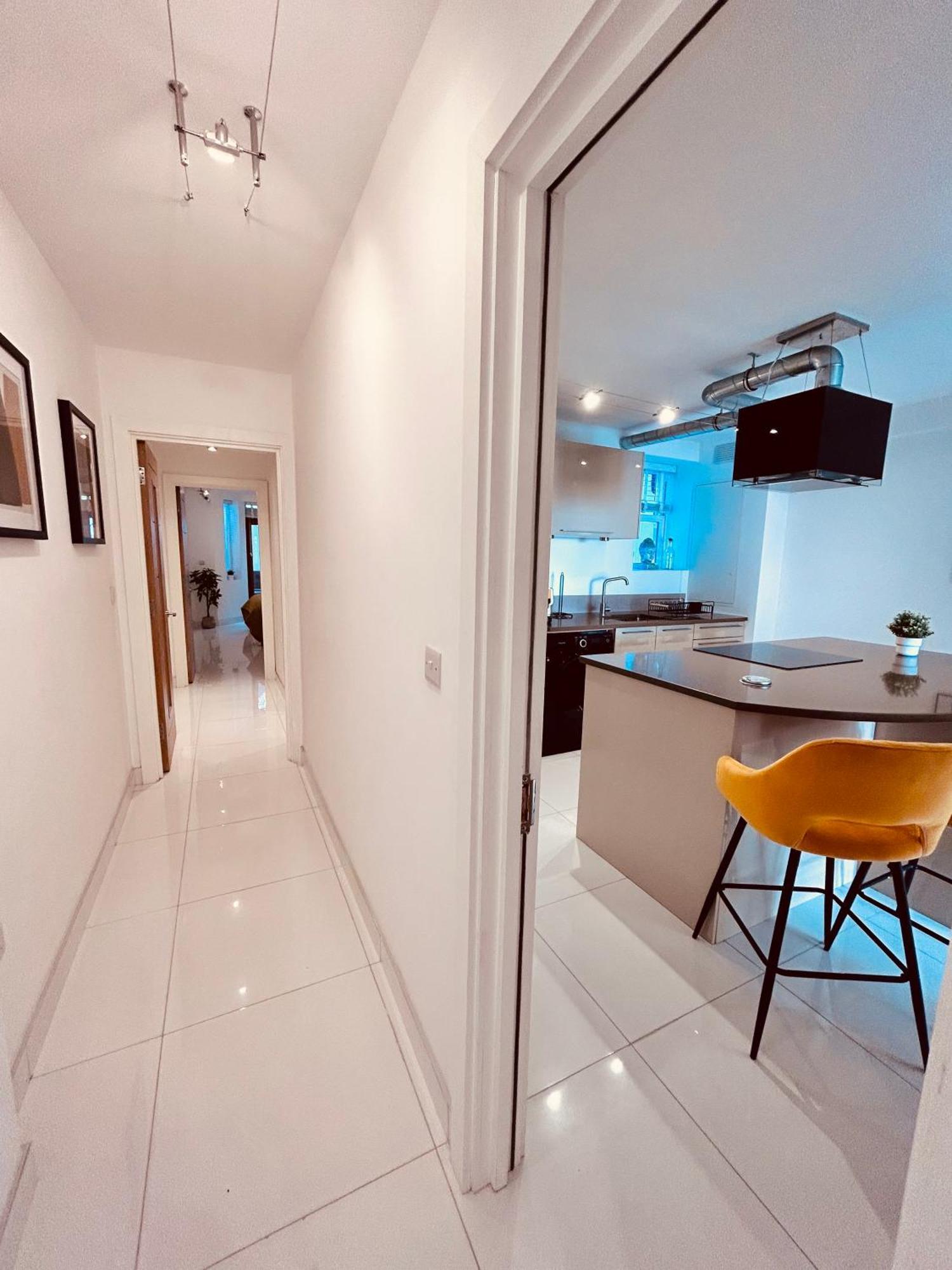 Stunning Spacious B.Apt. Slps.4 London Eksteriør bilde