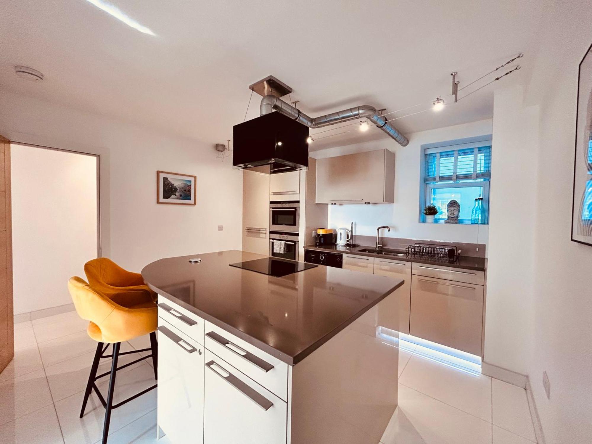 Stunning Spacious B.Apt. Slps.4 London Eksteriør bilde