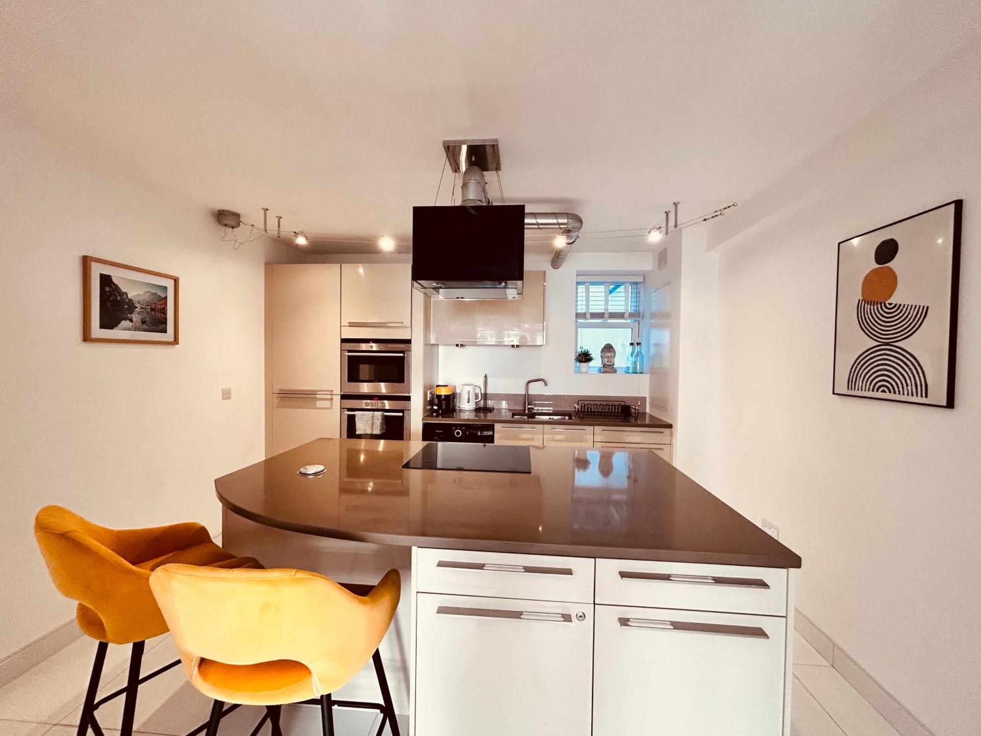 Stunning Spacious B.Apt. Slps.4 London Eksteriør bilde