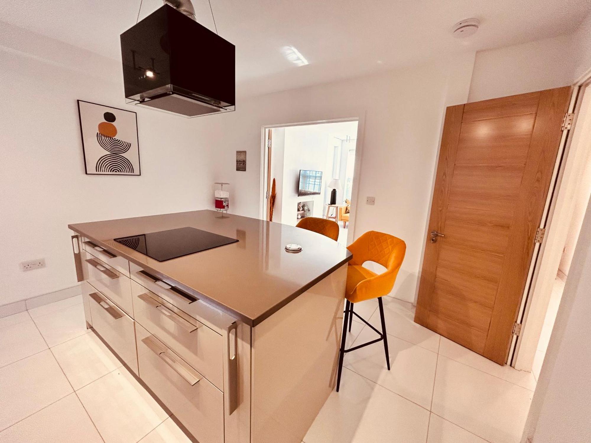 Stunning Spacious B.Apt. Slps.4 London Eksteriør bilde