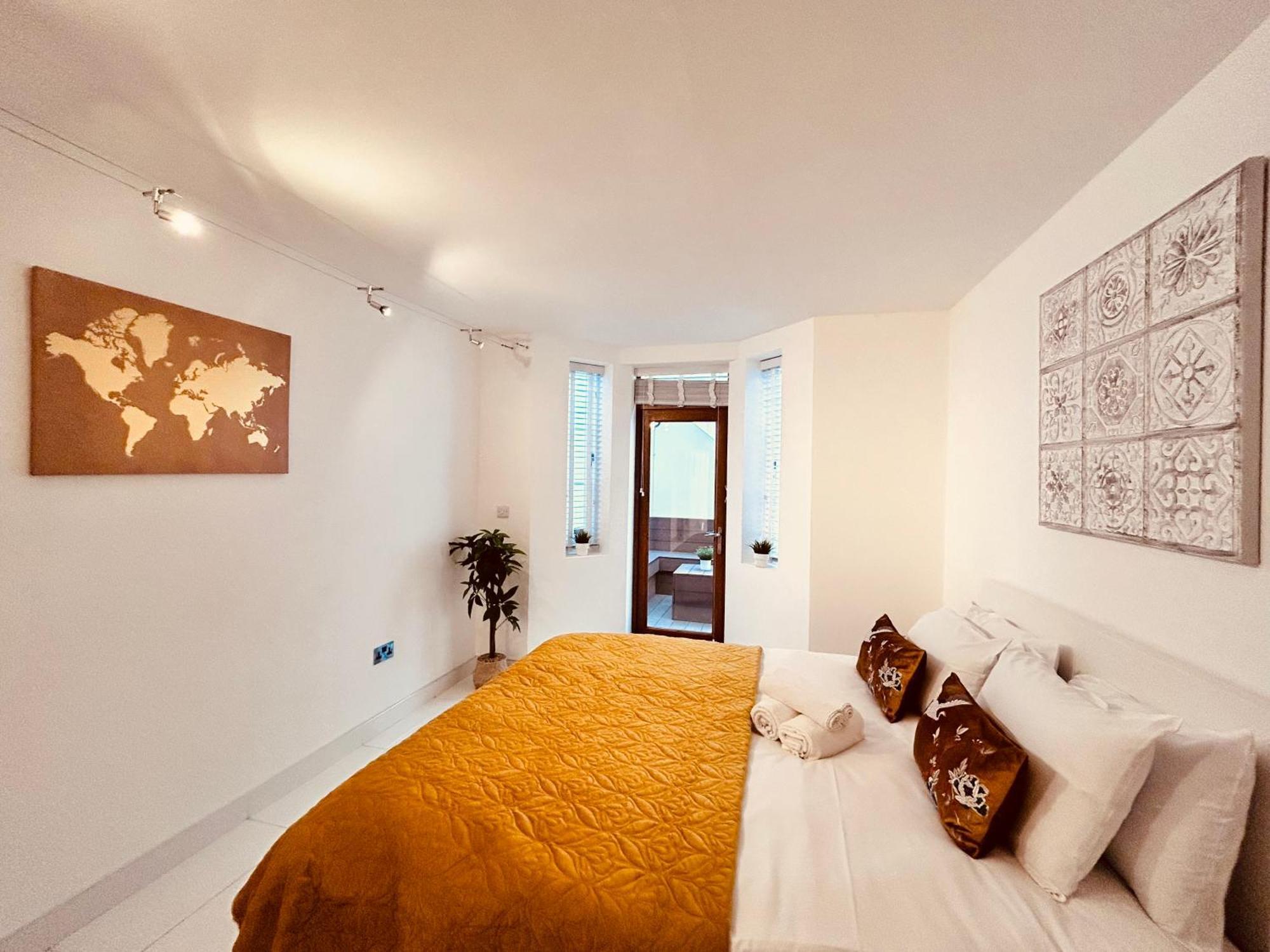 Stunning Spacious B.Apt. Slps.4 London Eksteriør bilde