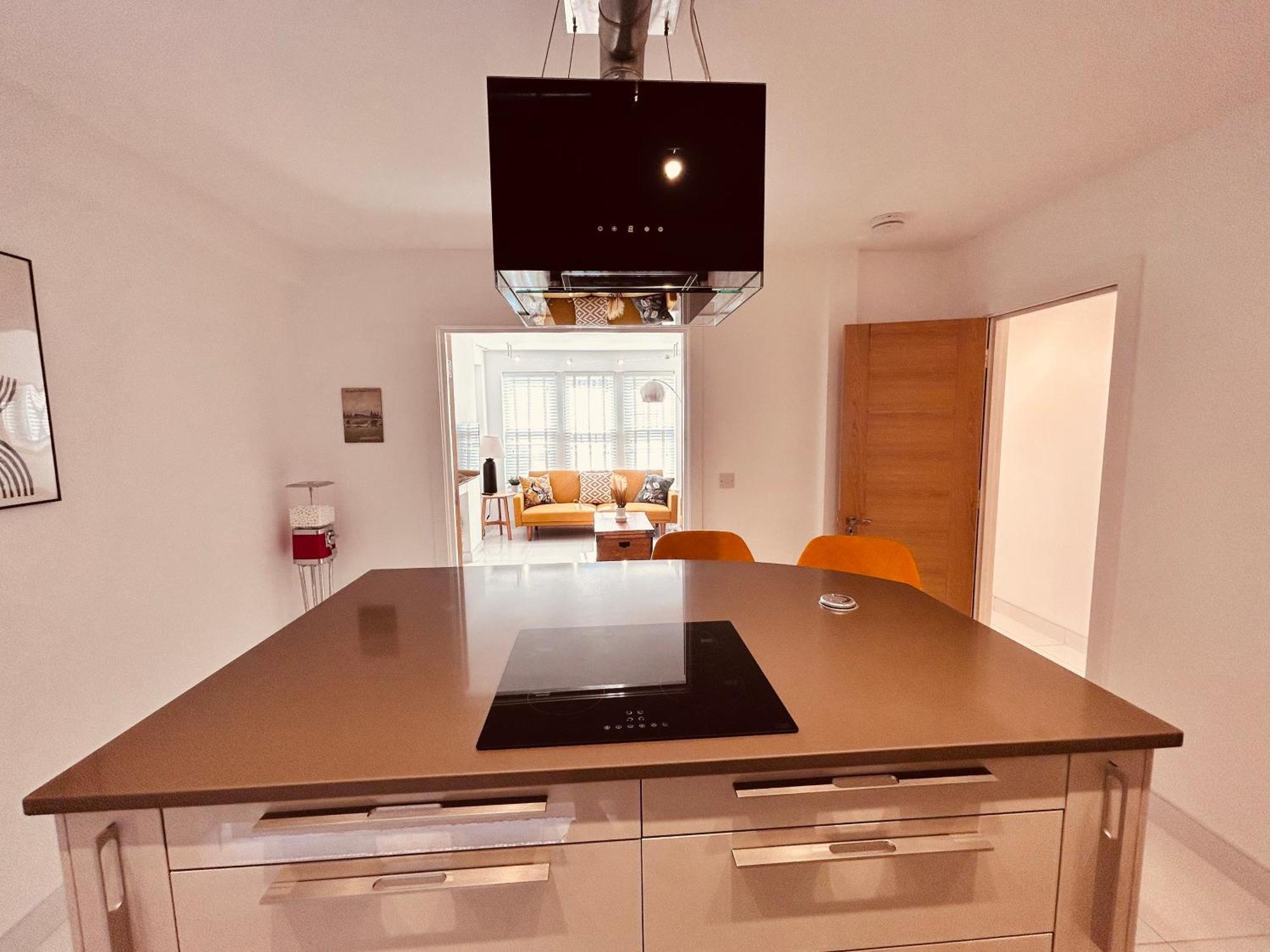Stunning Spacious B.Apt. Slps.4 London Eksteriør bilde