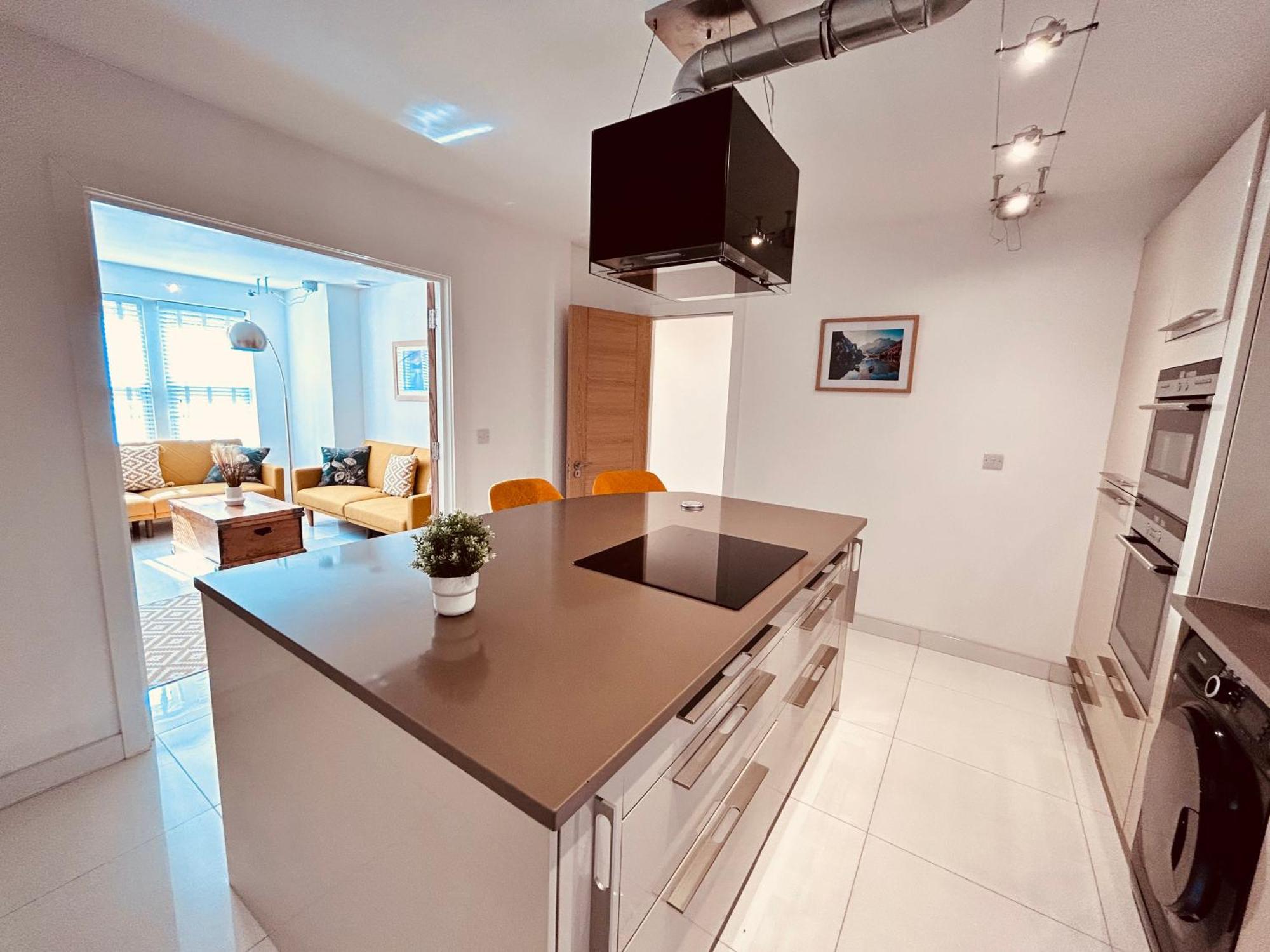 Stunning Spacious B.Apt. Slps.4 London Eksteriør bilde